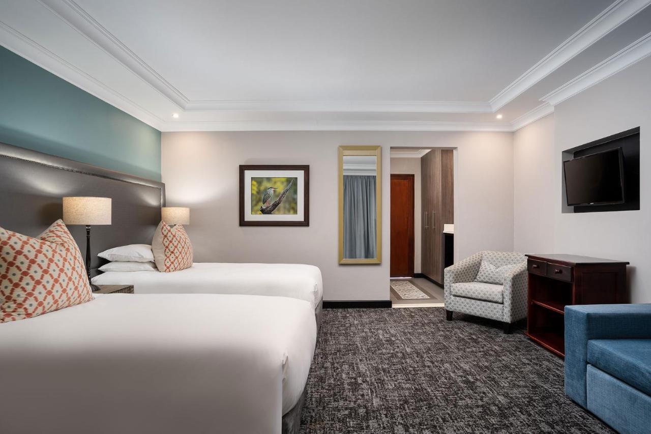 Premier Hotel Roodevalley Претория Экстерьер фото